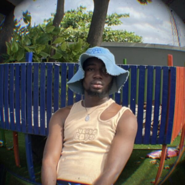 VB LOGO BUCKET HAT [BBY BLU]